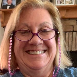 Meet your Posher, Scarlet